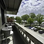 Hotell Schlossblick Chiemsee Prien am Chiemsee