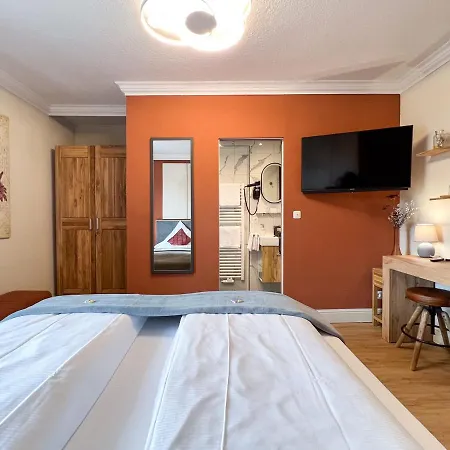 Schlossblick Chiemsee