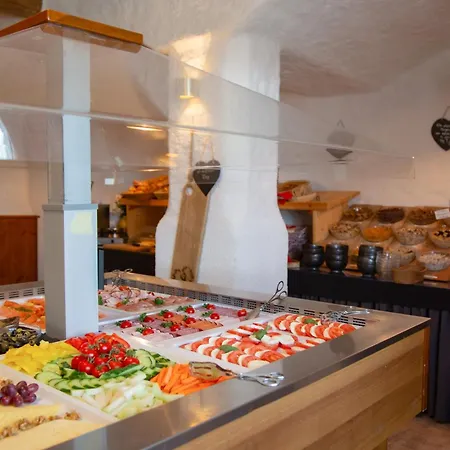 Hotel Schlossblick Chiemsee 3*