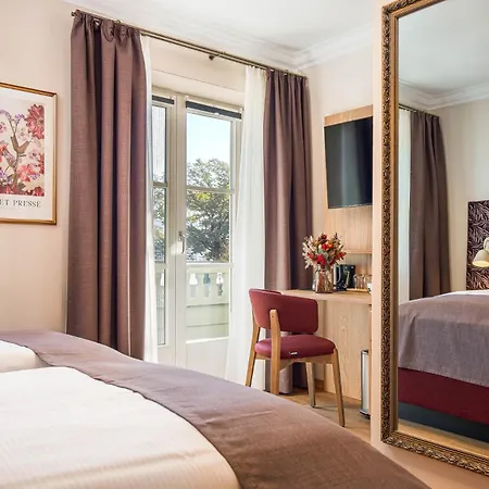 Schlossblick Chiemsee 3*