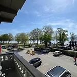 Schlossblick Chiemsee Ξενοδοχείο 3*