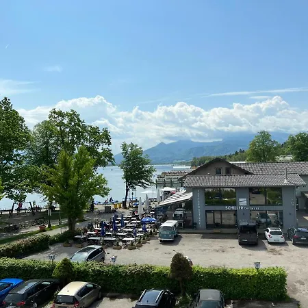 Schlossblick Chiemsee
