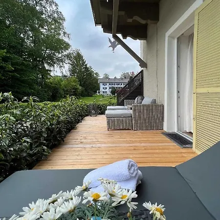 Schlossblick Chiemsee 호텔 프리엔암치엠시