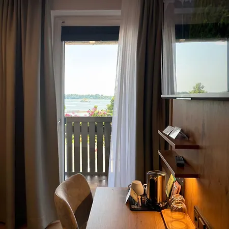 Hotel Schlossblick Chiemsee