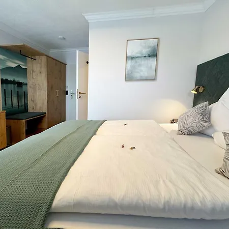 Hotel Schlossblick Chiemsee Prien am Chiemsee