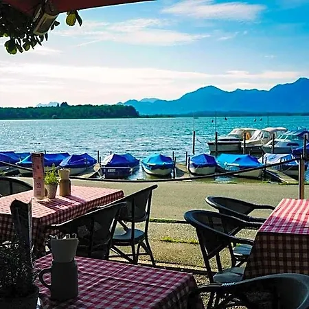 Hotel Schlossblick Chiemsee 3*