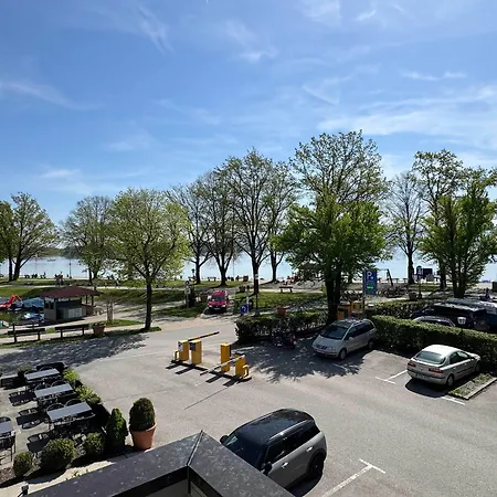 Schlossblick Chiemsee Hotel