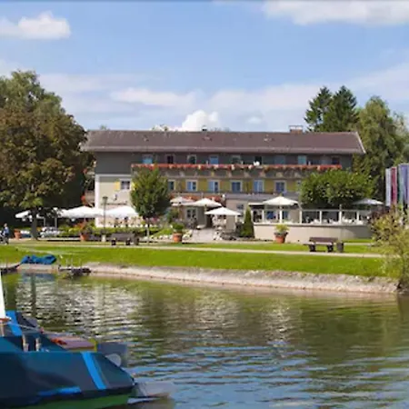 Schlossblick Chiemsee Hotel Prien am Chiemsee