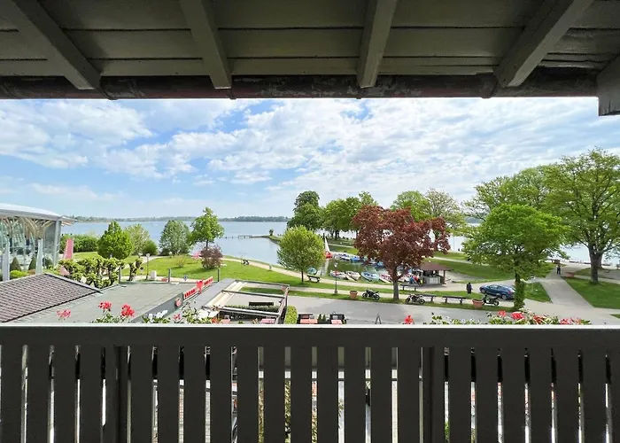Schlossblick Chiemsee מלון פרין אם קימזה