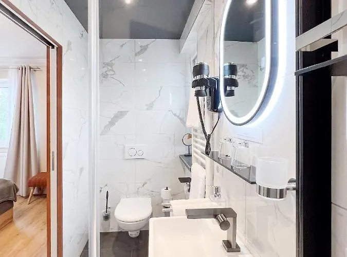 מלון Schlossblick Chiemsee