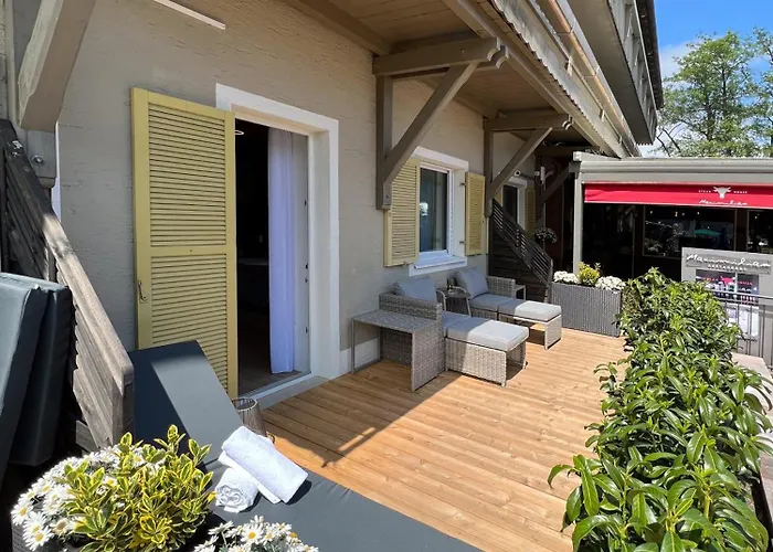 מלון Schlossblick Chiemsee 3*